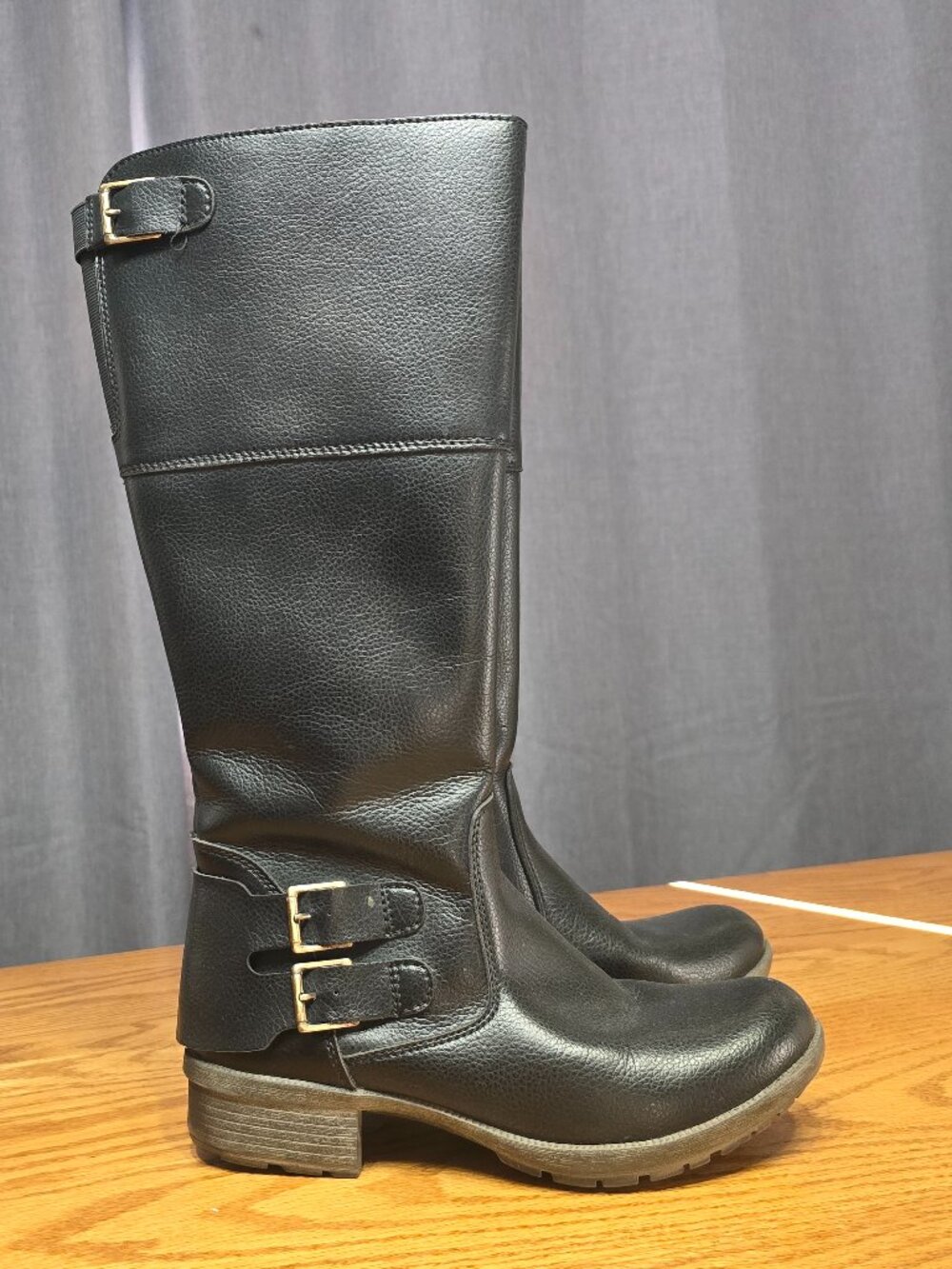 Share Clarks Women's Black Boots Riddle Phrase 26113539 Tall Boots SIZE 7M